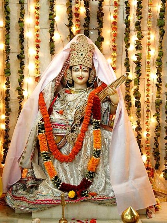 image of saraswati puja