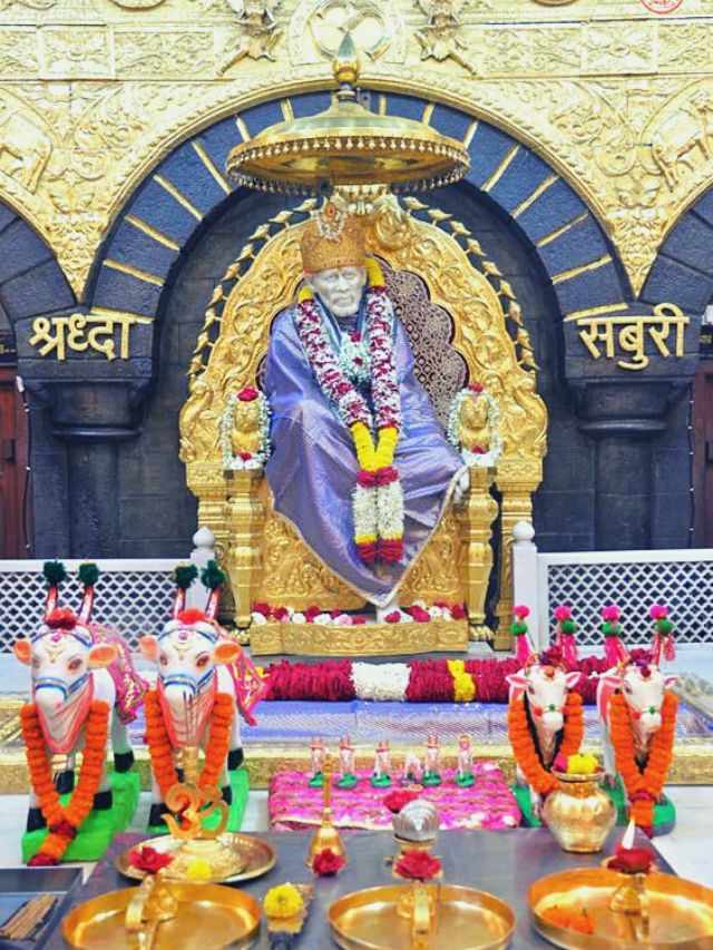 photo sai baba 2