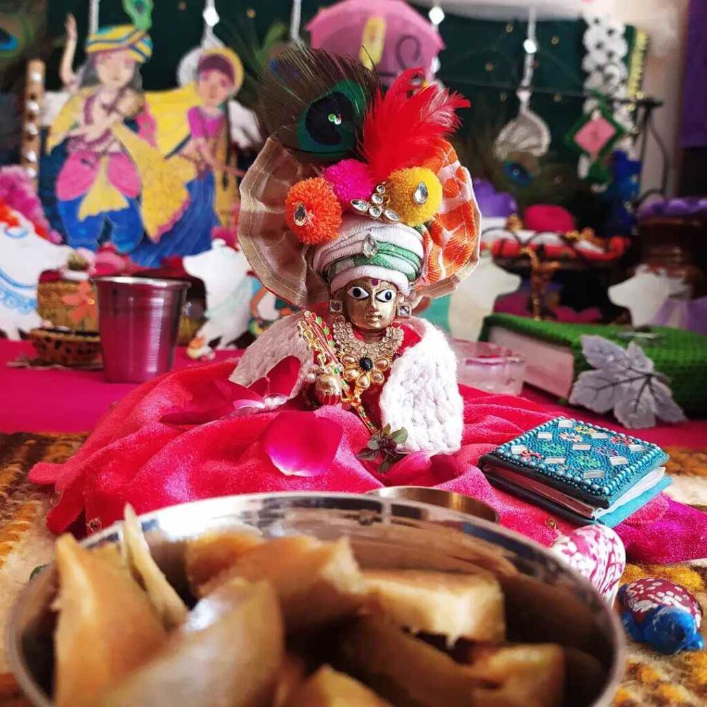 photos of laddu gopal