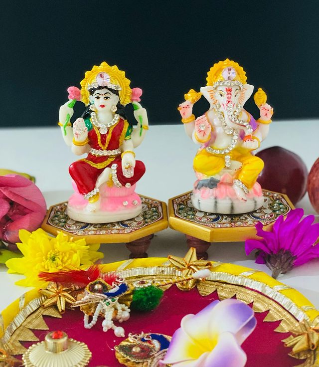 128+ Ultimate Ganesh Lakshmi Photos Collection 26 hd ganesh laxmi photo