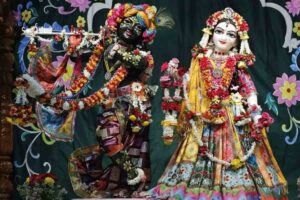 मुझे चरणों से लगाले - भजन | Mujhe Charno Se Lagale lyrics 1 lord radha & krishna